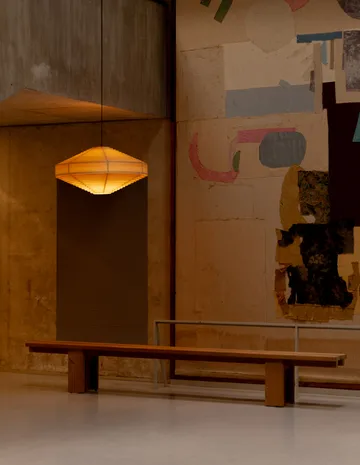 1003 Hans Pendant lampadario - Pino oliato e cerato opaco, Ø60 cm - Vaarnii