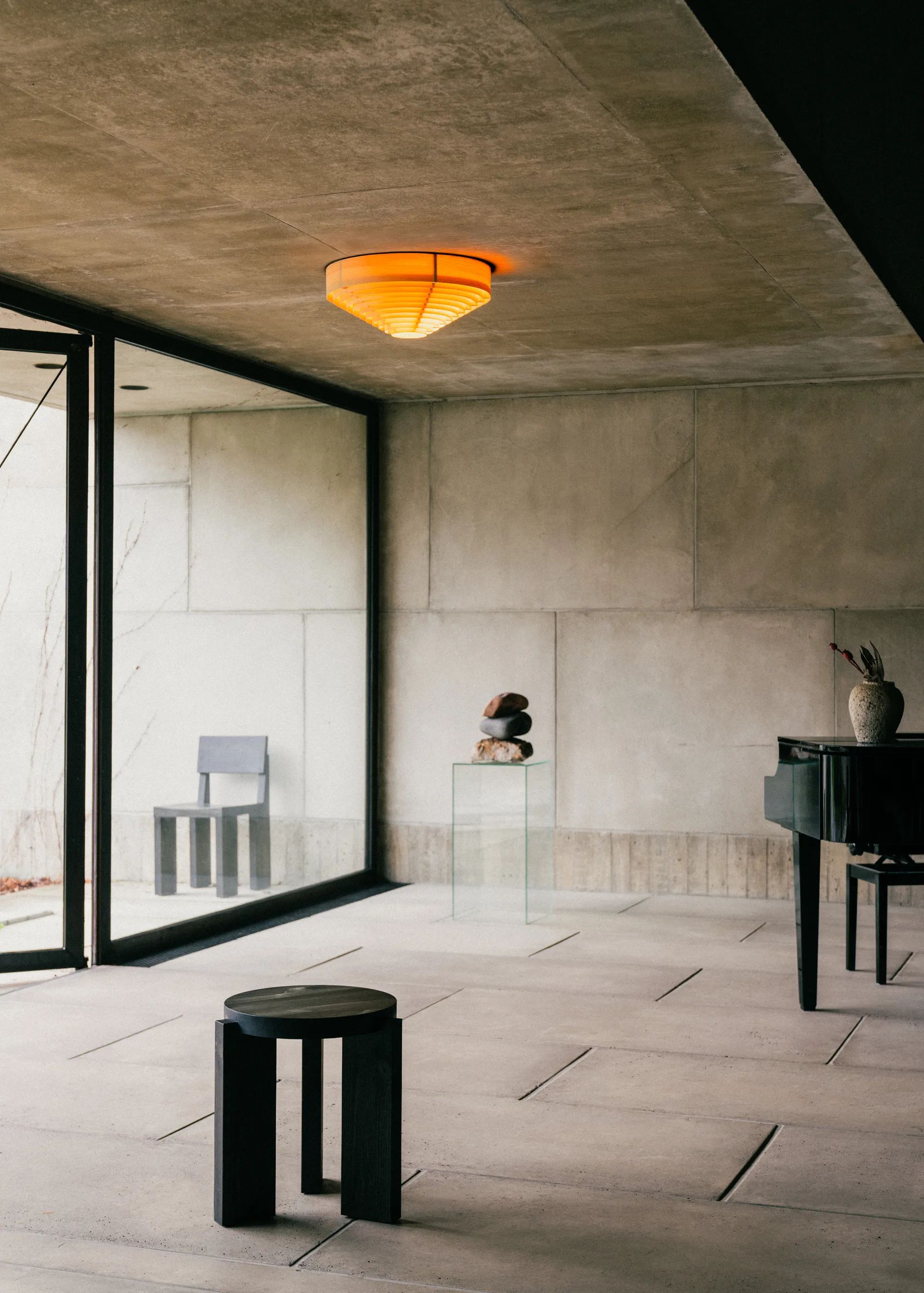 1005 Hans Ceiling Light plafone, Pino oliato e cerato opaco, Ø42 cm Vaarnii