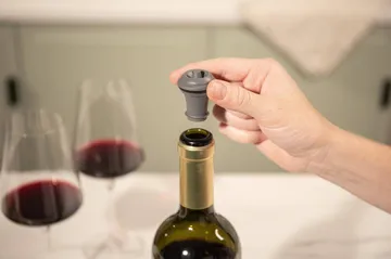 Vacuvin Wine Saver pompa a vuoto elettrica - Nero - Vacuvin