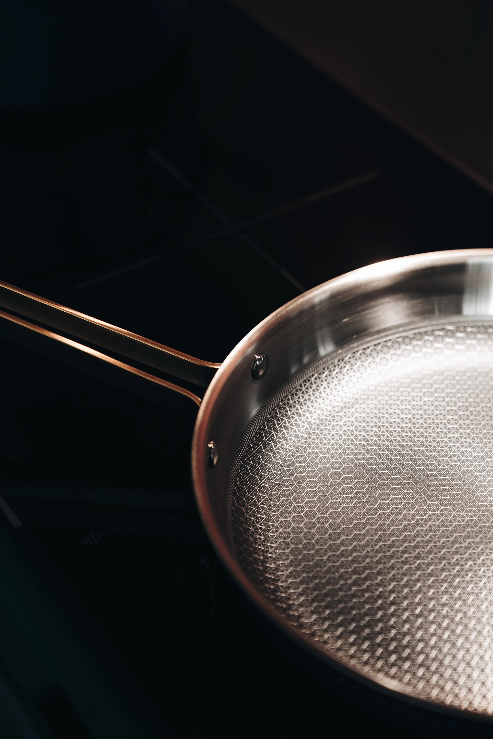 Padella Mjölner in rame martellato, Modello Yb. Ø 28 cm
​ Vargen & Thor