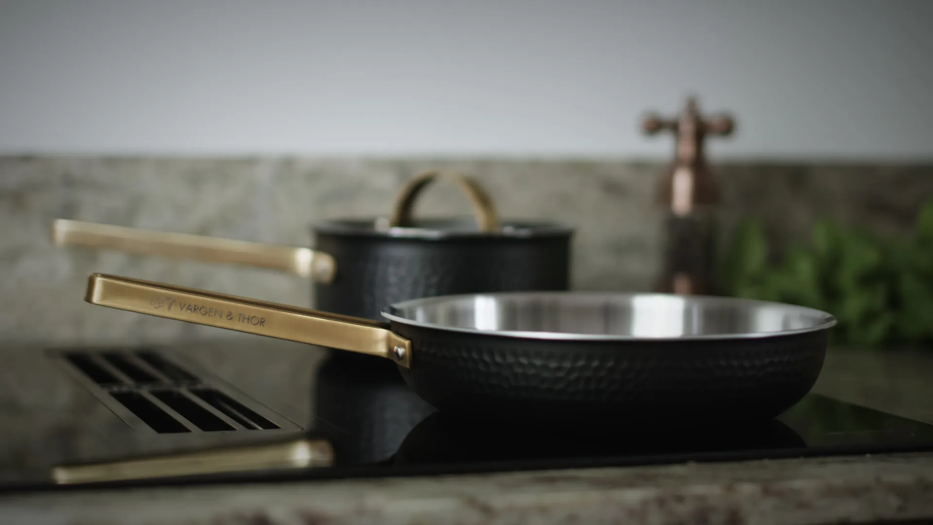 Padella Modell Xb Jr Ø22 cm, Nero Vargen & Thor