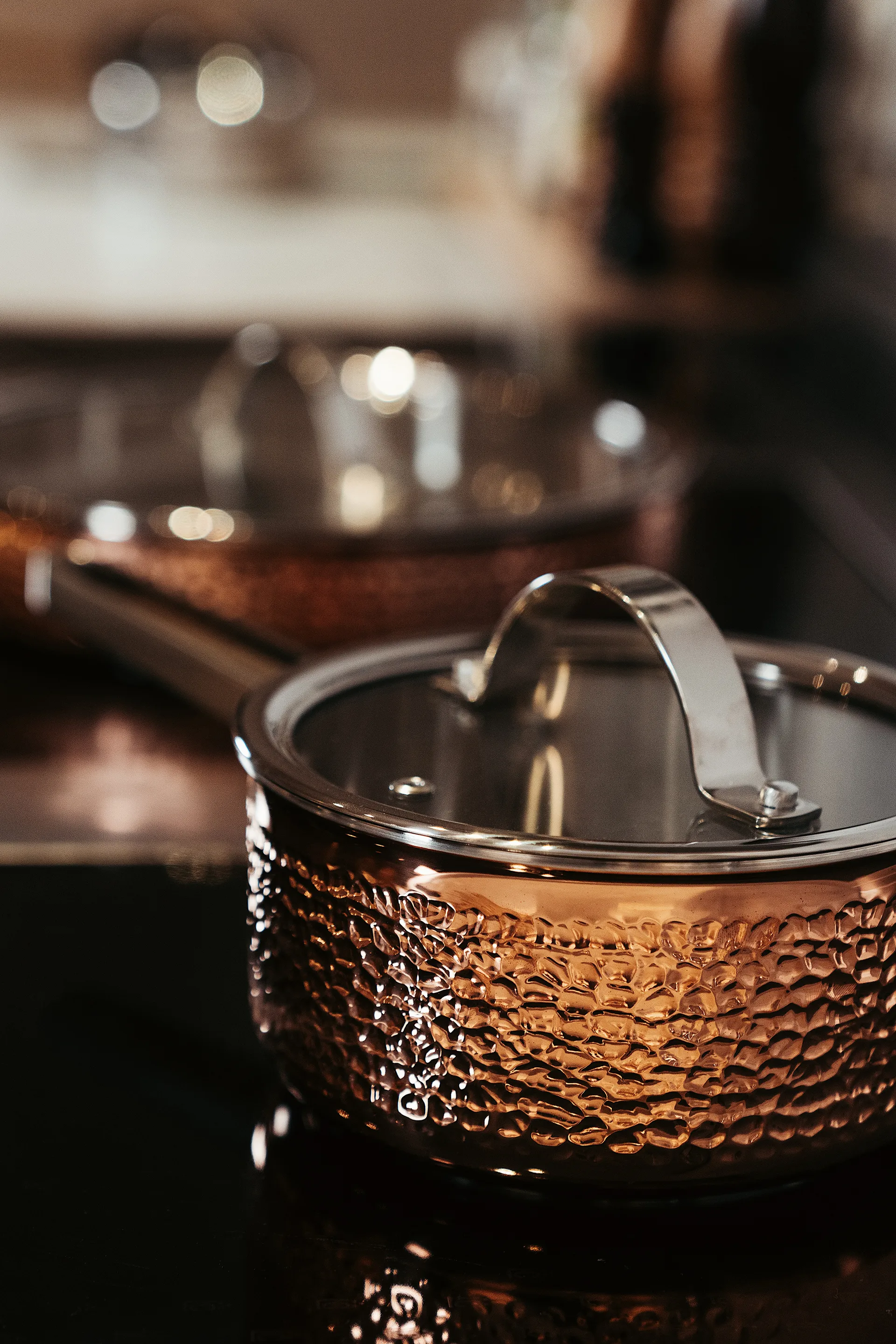 Pentola Mjölner in rame martellato con coperchio, Vera. 1,6 L Vargen & Thor