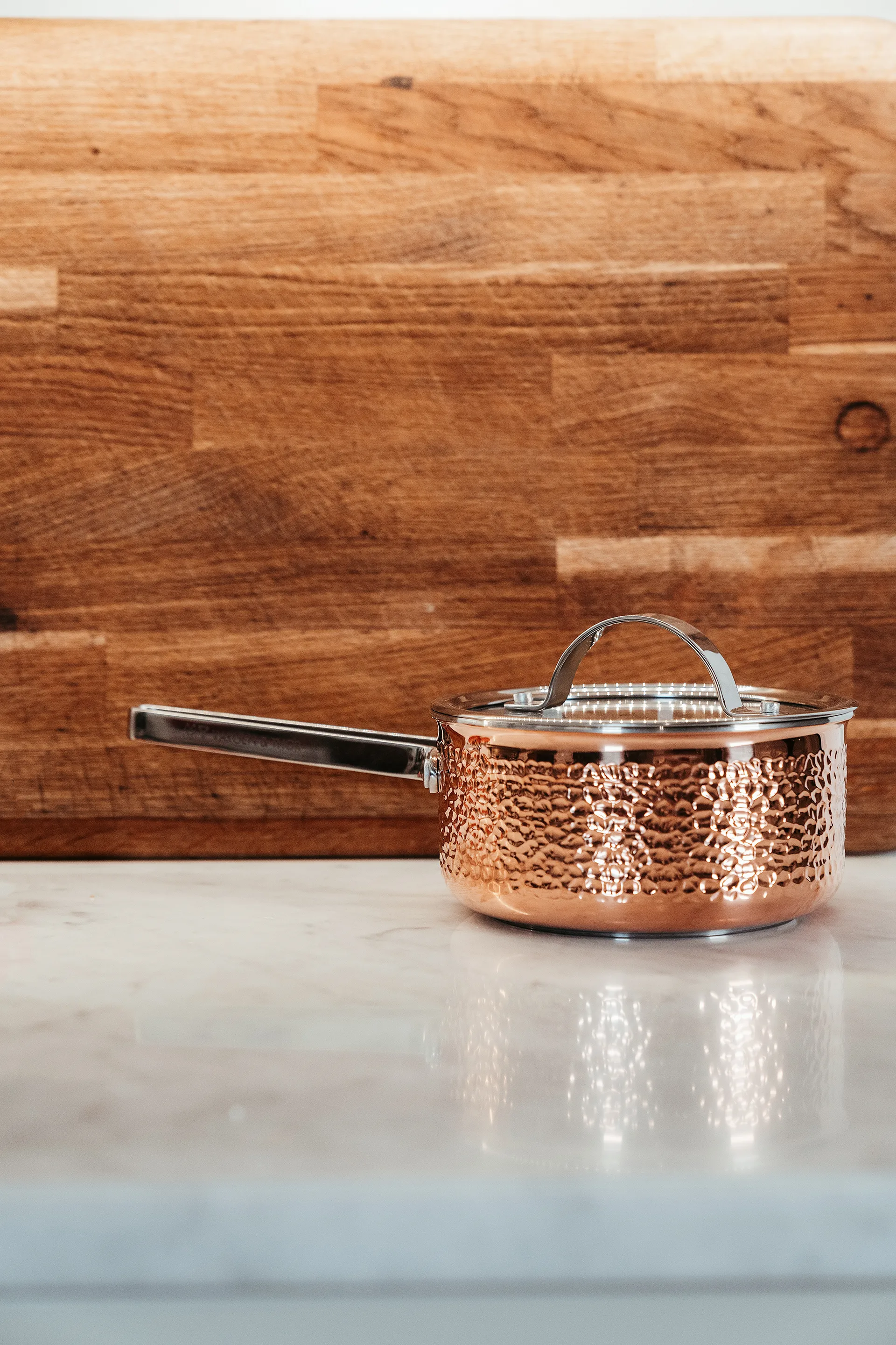 Pentola Mjölner in rame martellato con coperchio, Vera. 1,6 L Vargen & Thor