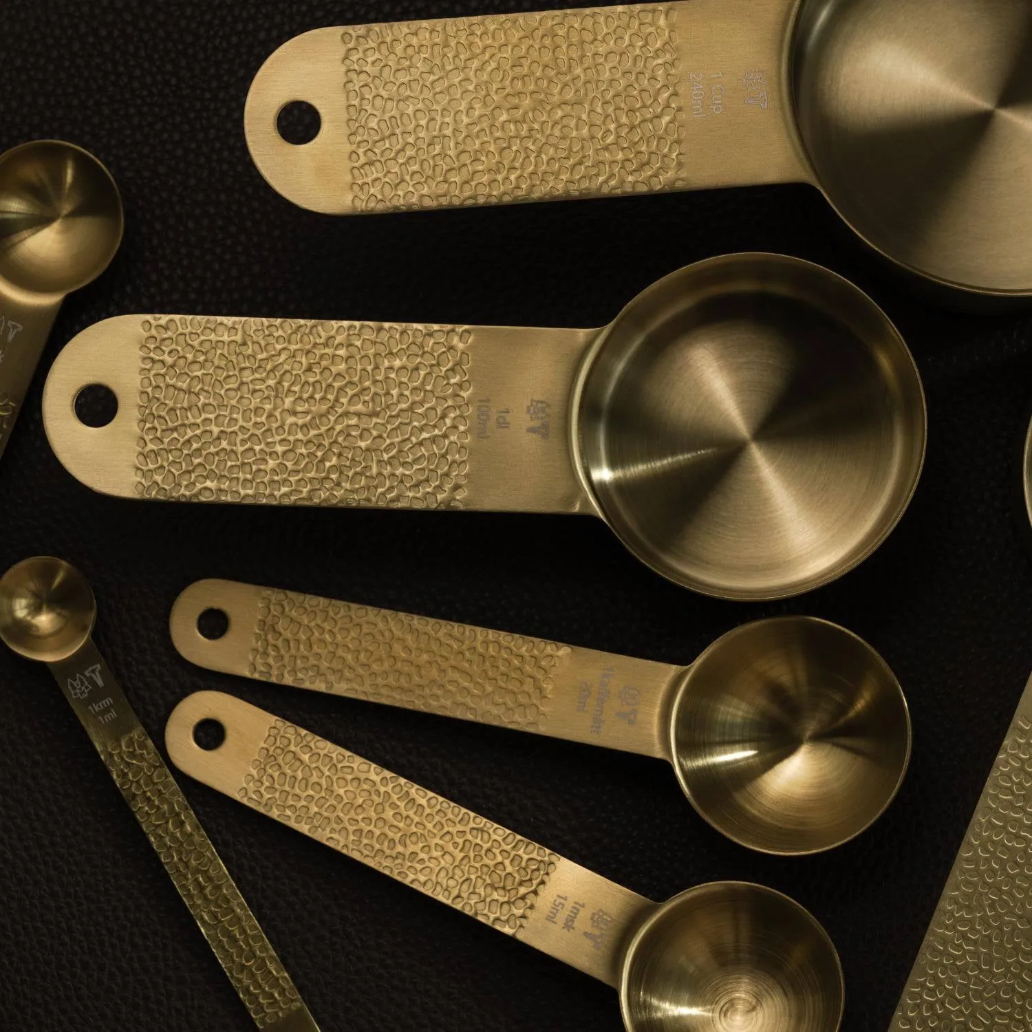 Set di misurini Frost, Ottone, 7 pezzi Vargen & Thor