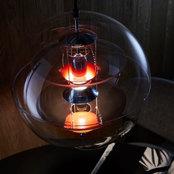 Lampada a sospensione in vetro colorato VP Globe , Ø 40 cm
​ Verpan
