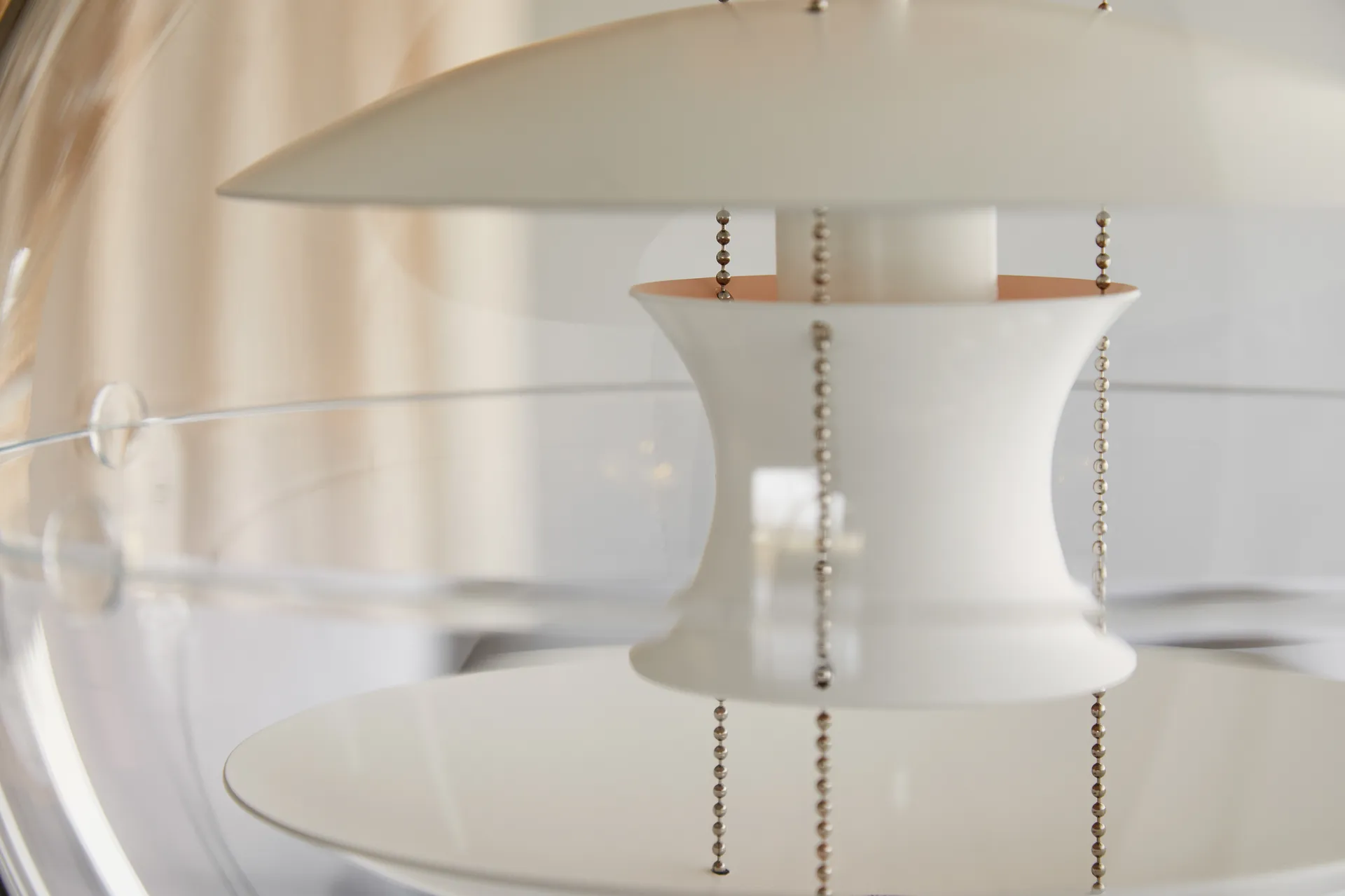 Plafoniera VP Globe Warm Peach, Ø 40 cm
​ Verpan