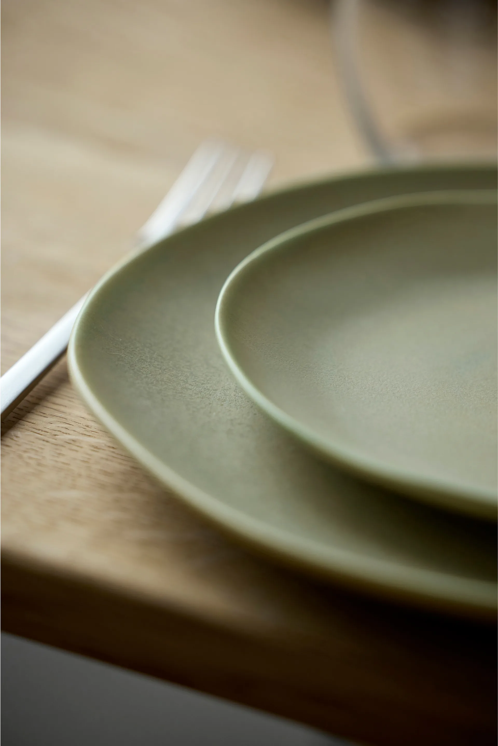 Piatto Shoku Ø27 cm, Pure Green Villa Collection