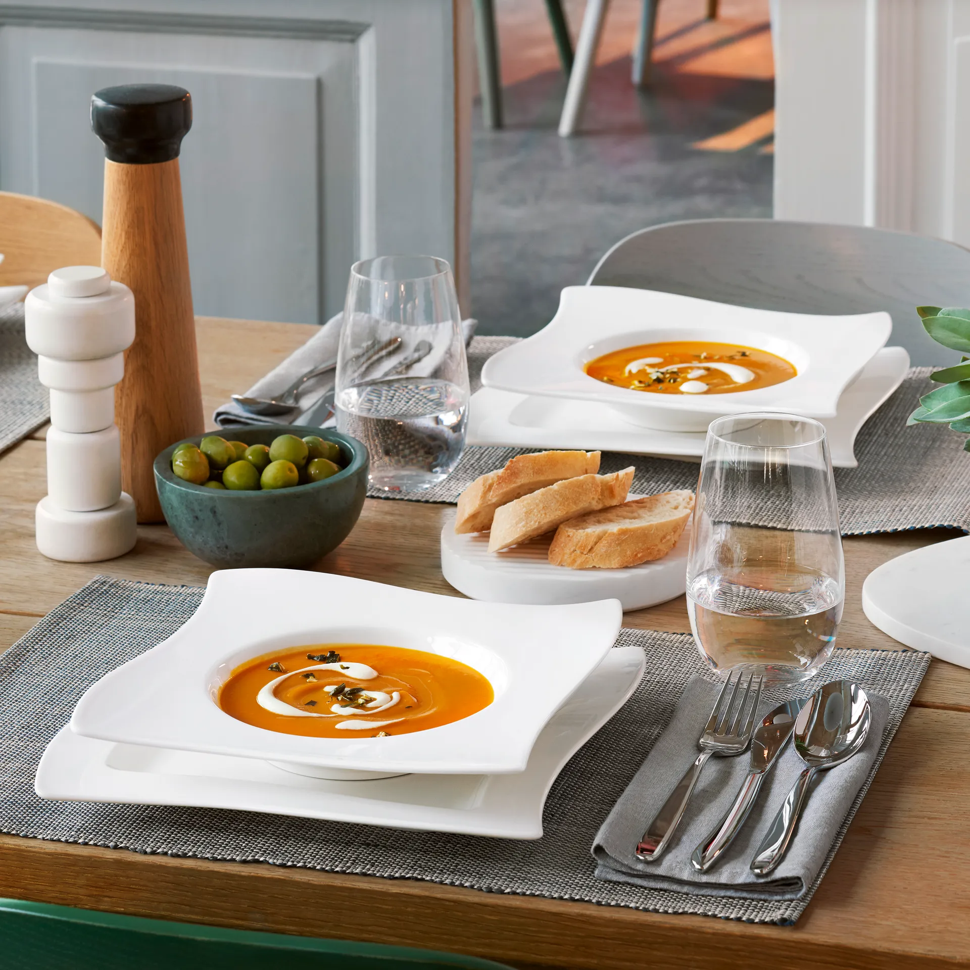 Piatto da portata NewWave 34x34 cm, Bianco Villeroy & Boch