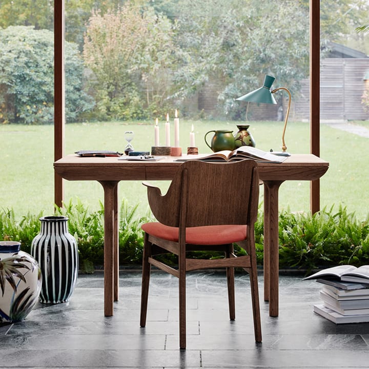 Sedia Gesture, seduta imbottita, antracite, struttura in rovere oliato teak Warm Nordic