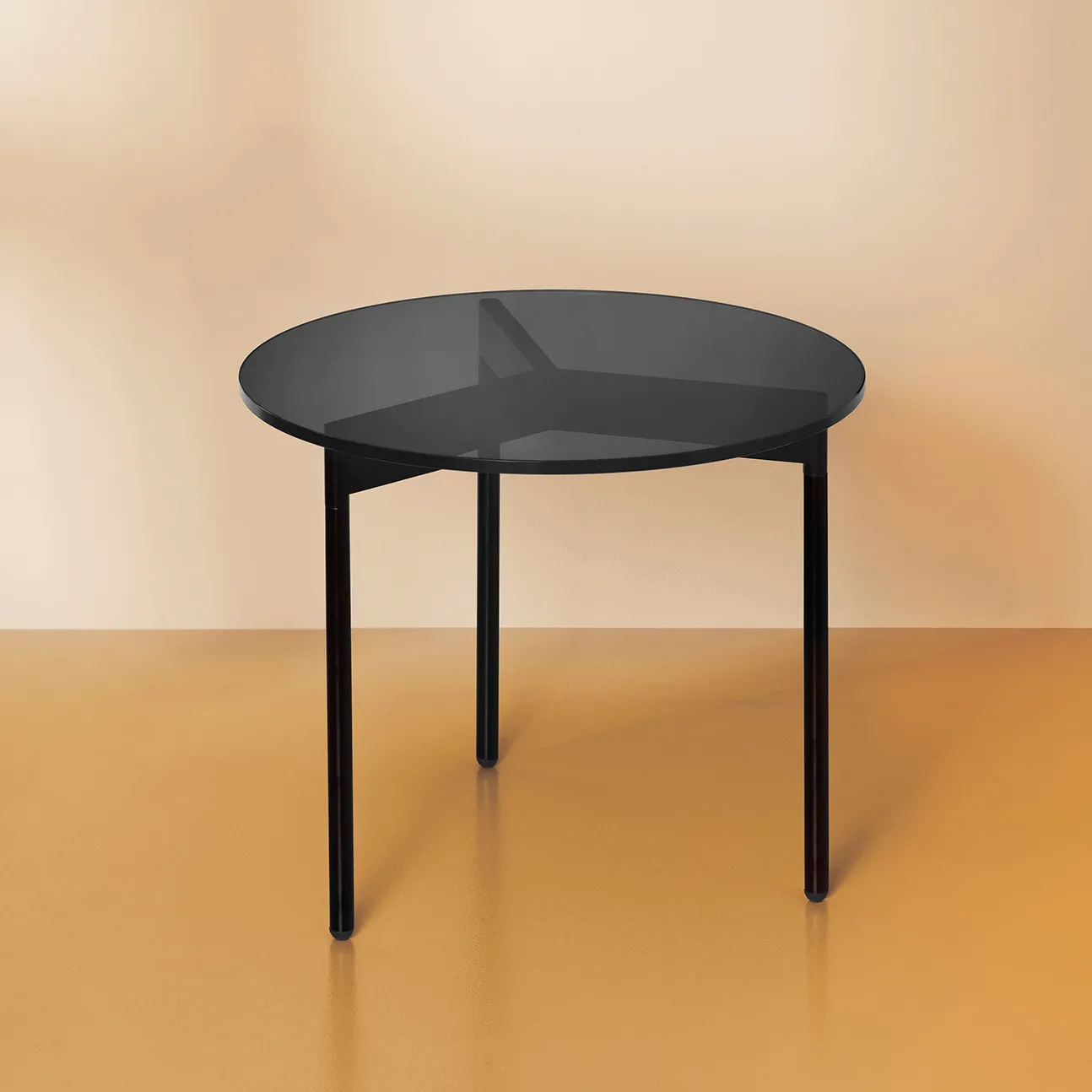 Tavolino From Above Ø 52 cm struttura nera, Grigio Warm Nordic