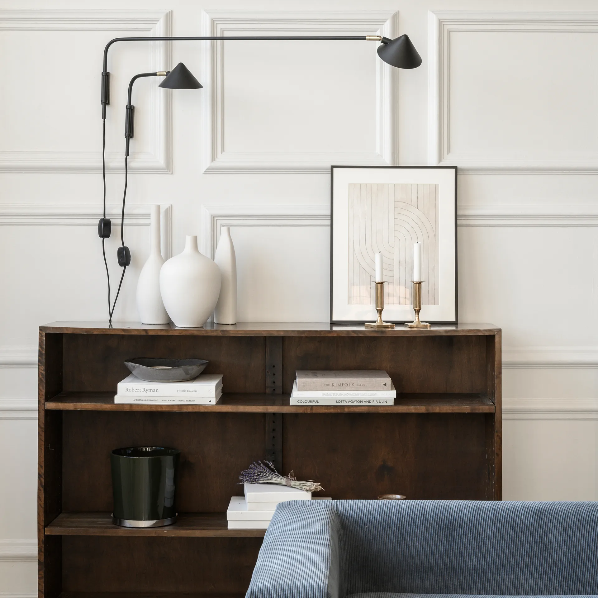 Lampada da parete Kelly a braccio lungo, Nero-oro Watt & Veke