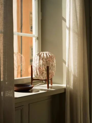 Lampada da tavolo Prisma - Dark ash-Honeysuckle blush, Ø27x42 cm - Watt & Veke