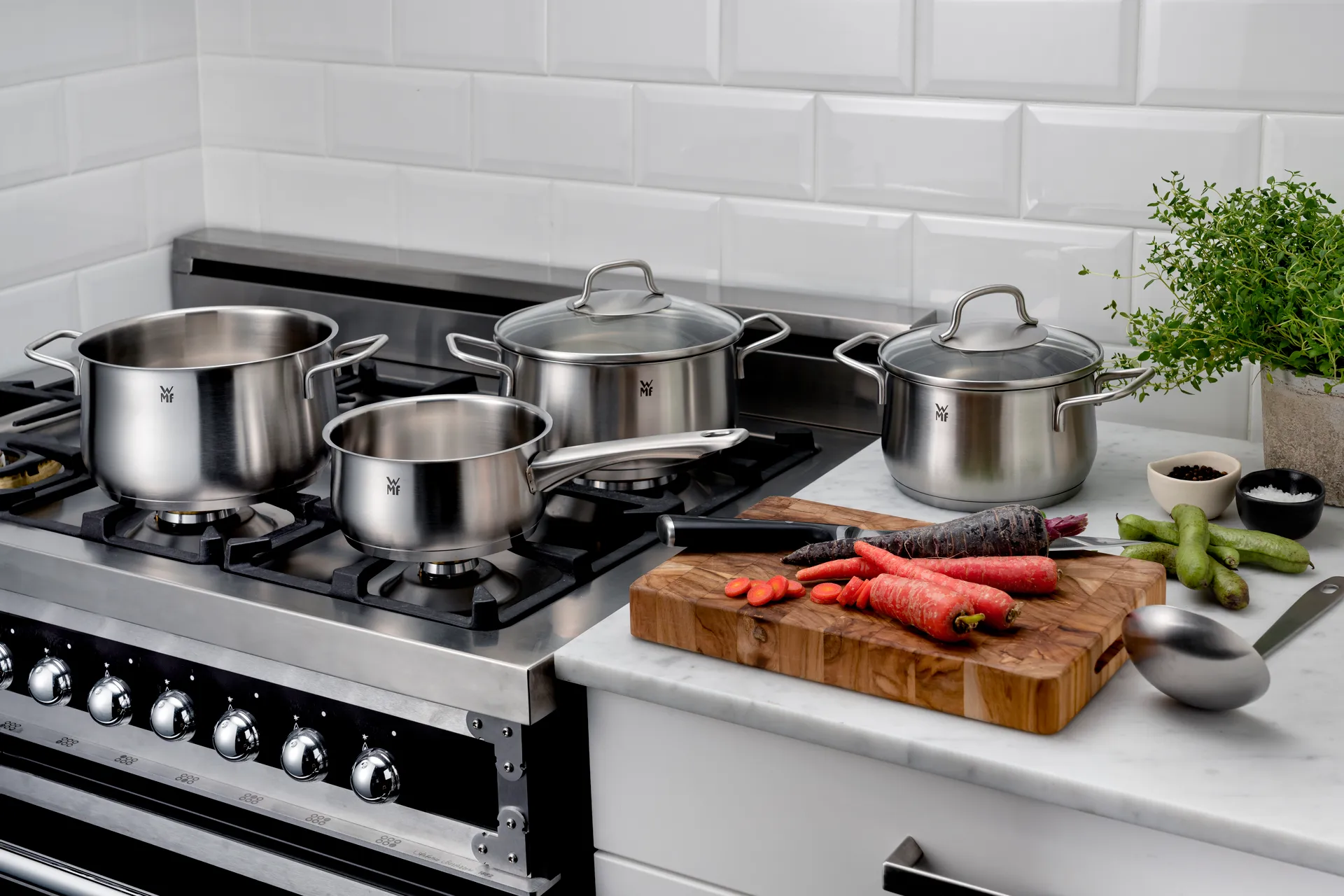 Servizio da 5 pentole Mattea, Acciaio inossidabile WMF