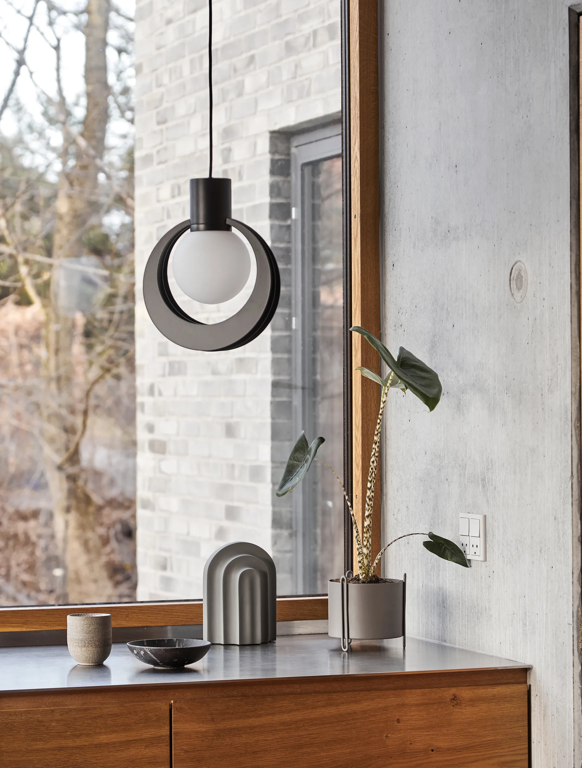 Lampadario Lunar medium, Black Woud