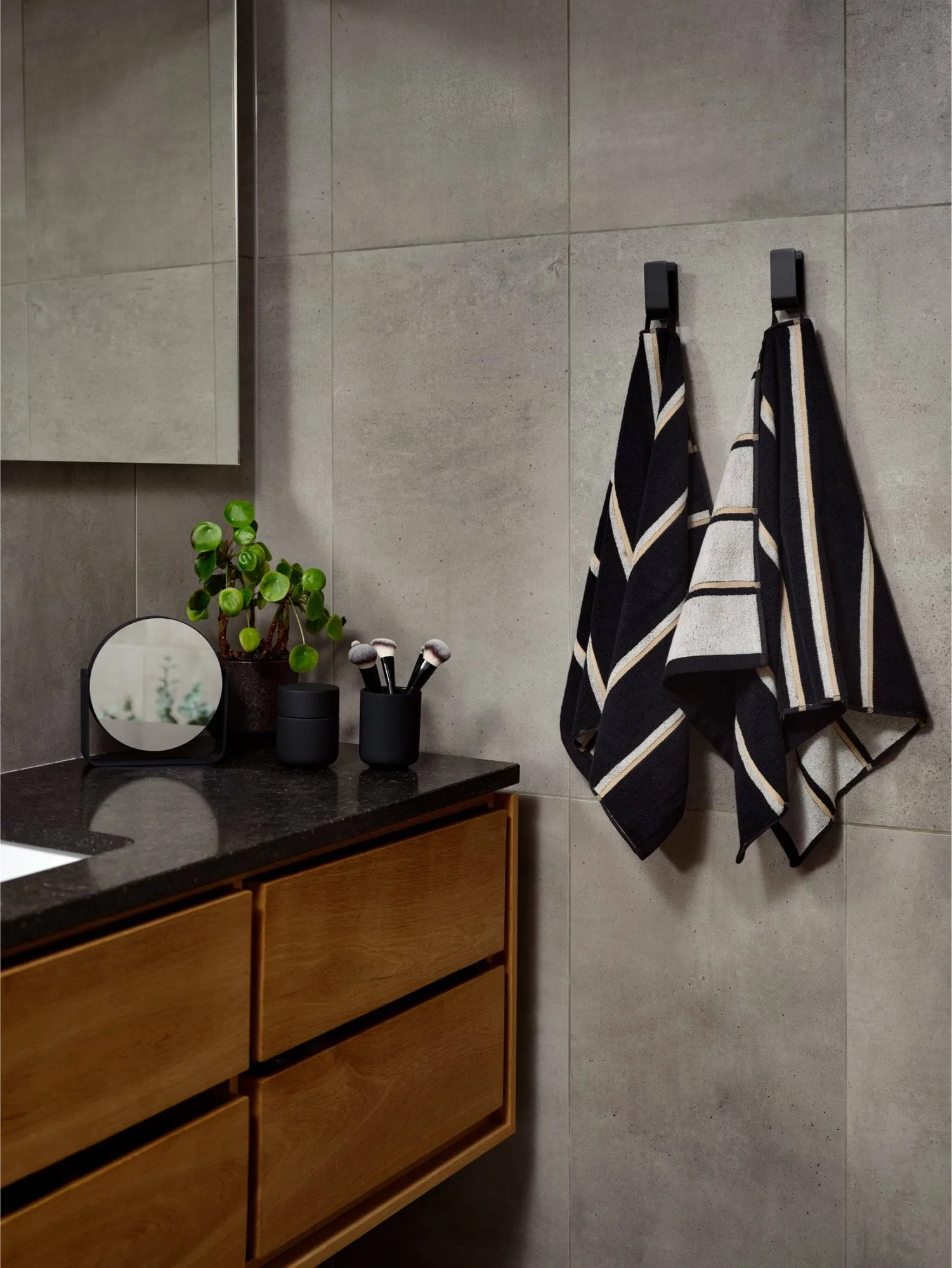 Asciugamano sauna, Black-soft grey-camel, 50x100 cm Zone Denmark