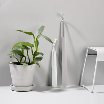 Calzascarpe A-Shoehorn 45 cm - soft grey - Zone Denmark