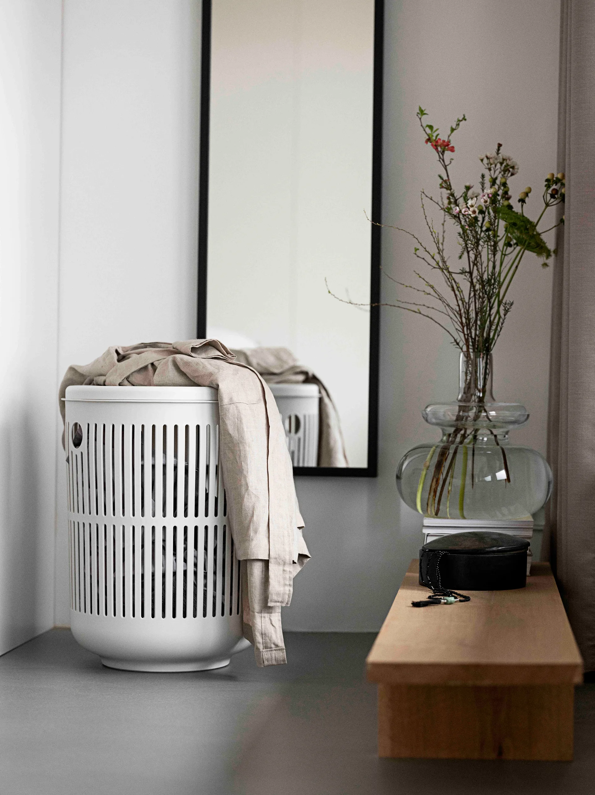 Cesta per la biancheria Ume, Soft grey Zone Denmark