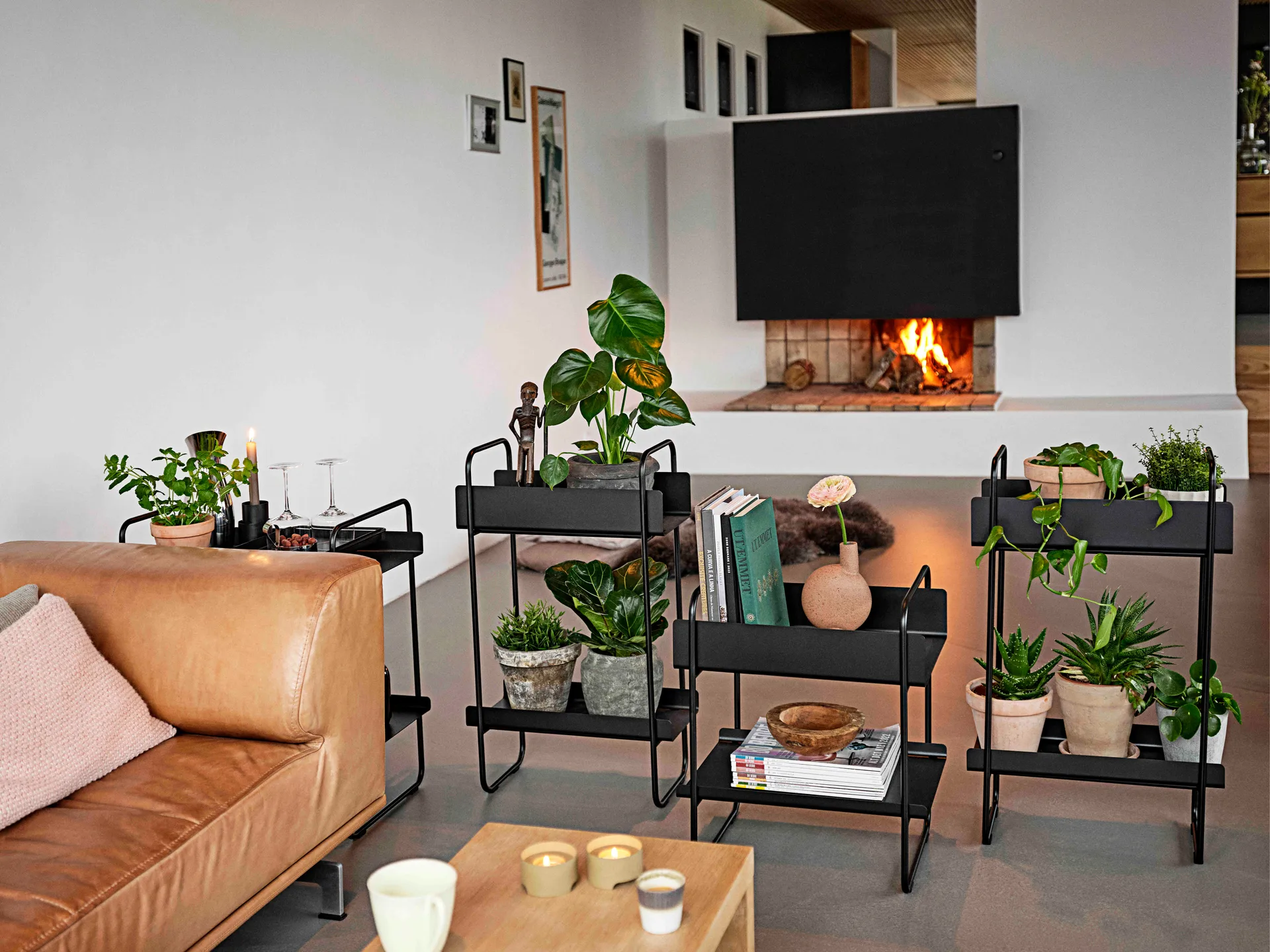 Consolle A-Console Table 48x24,2x77,7 cm, Nero Zone Denmark