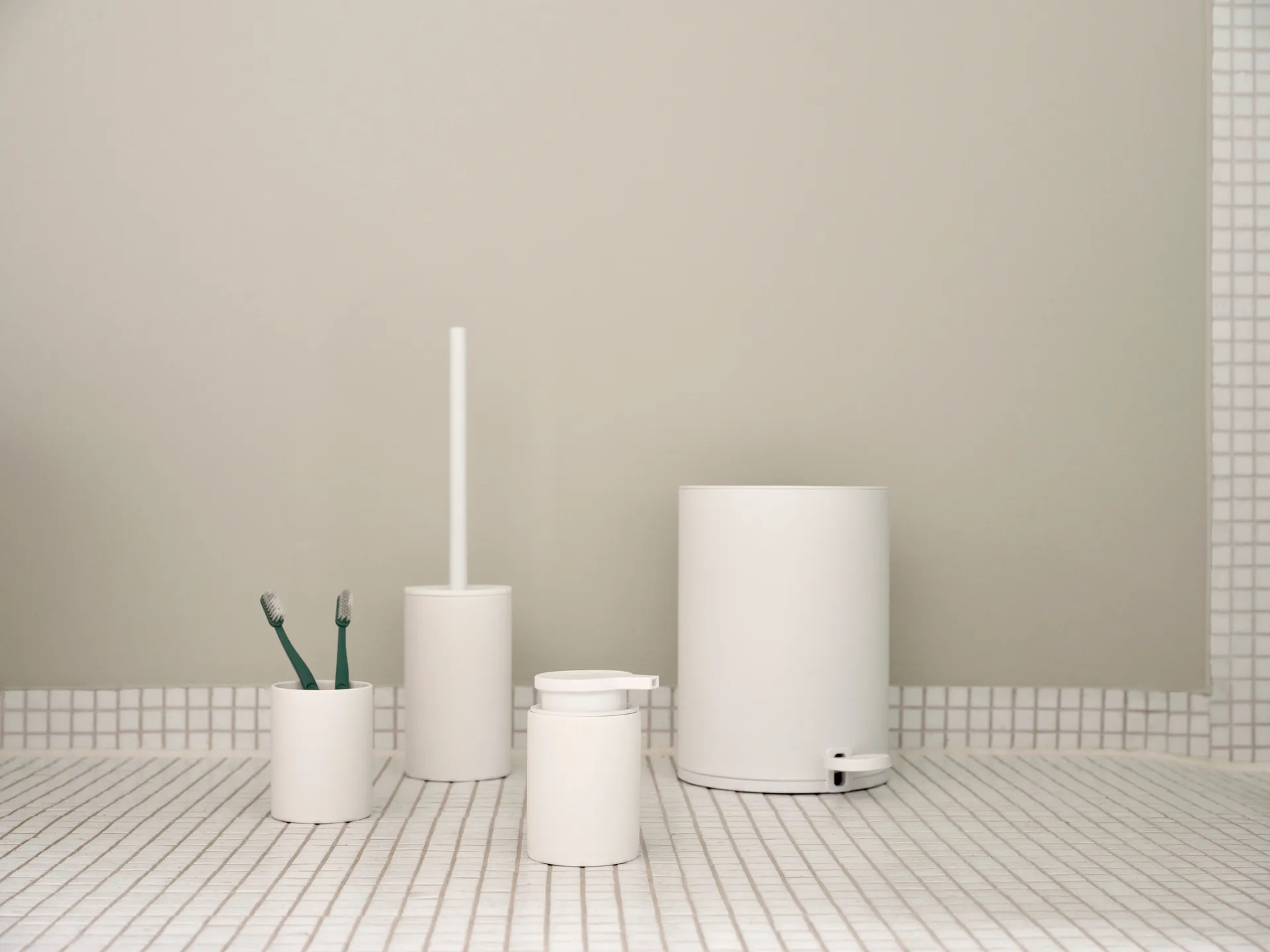 Pattumiera a pedale Karma 3 L, Bianco Zone Denmark