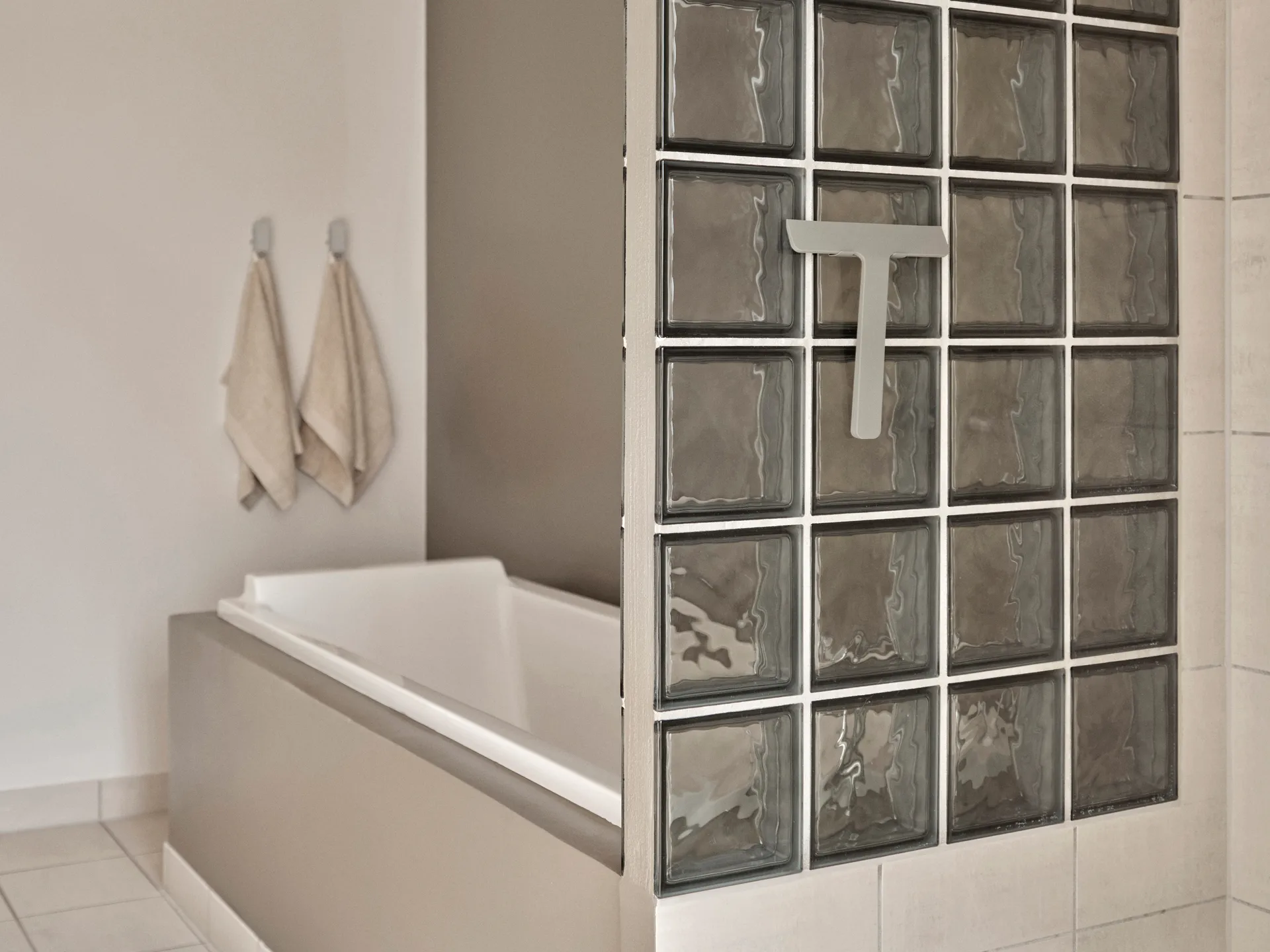 Raschietto Ume con supporto, Eucalyptus Zone Denmark