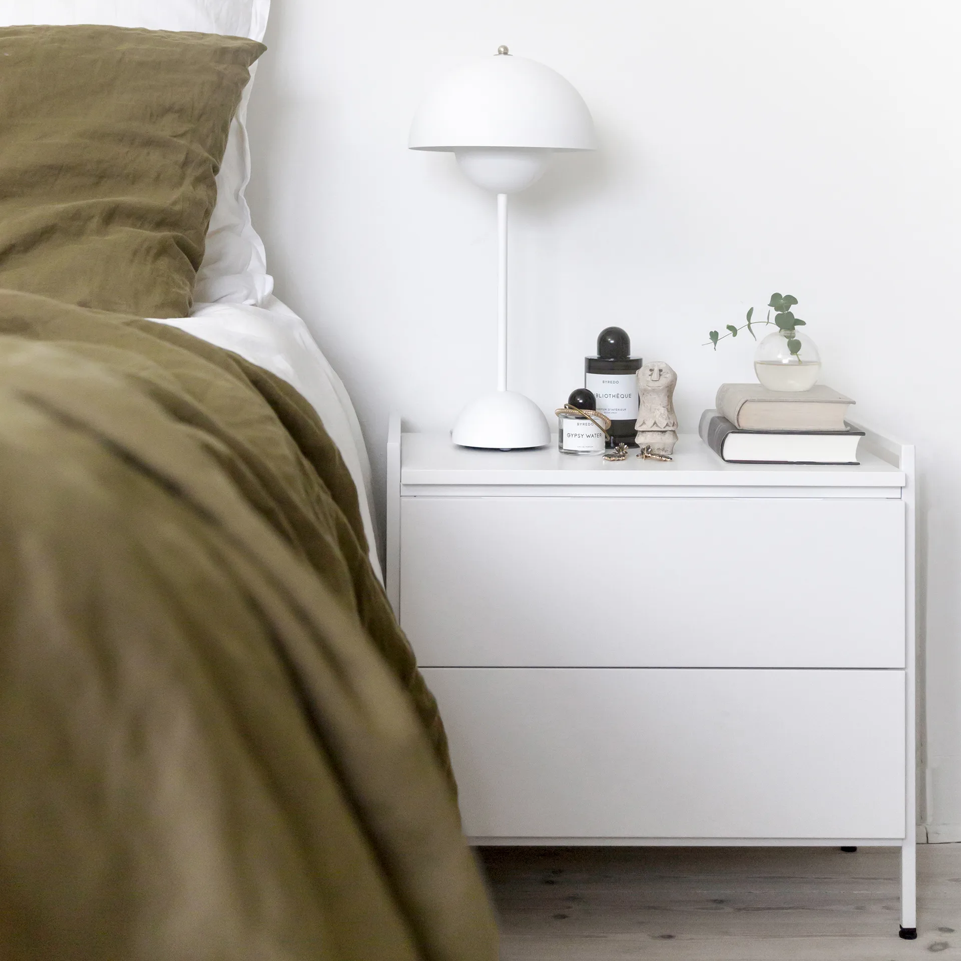 Tramezzo "Molto" 548, bianco, pezzo laterale Zweed