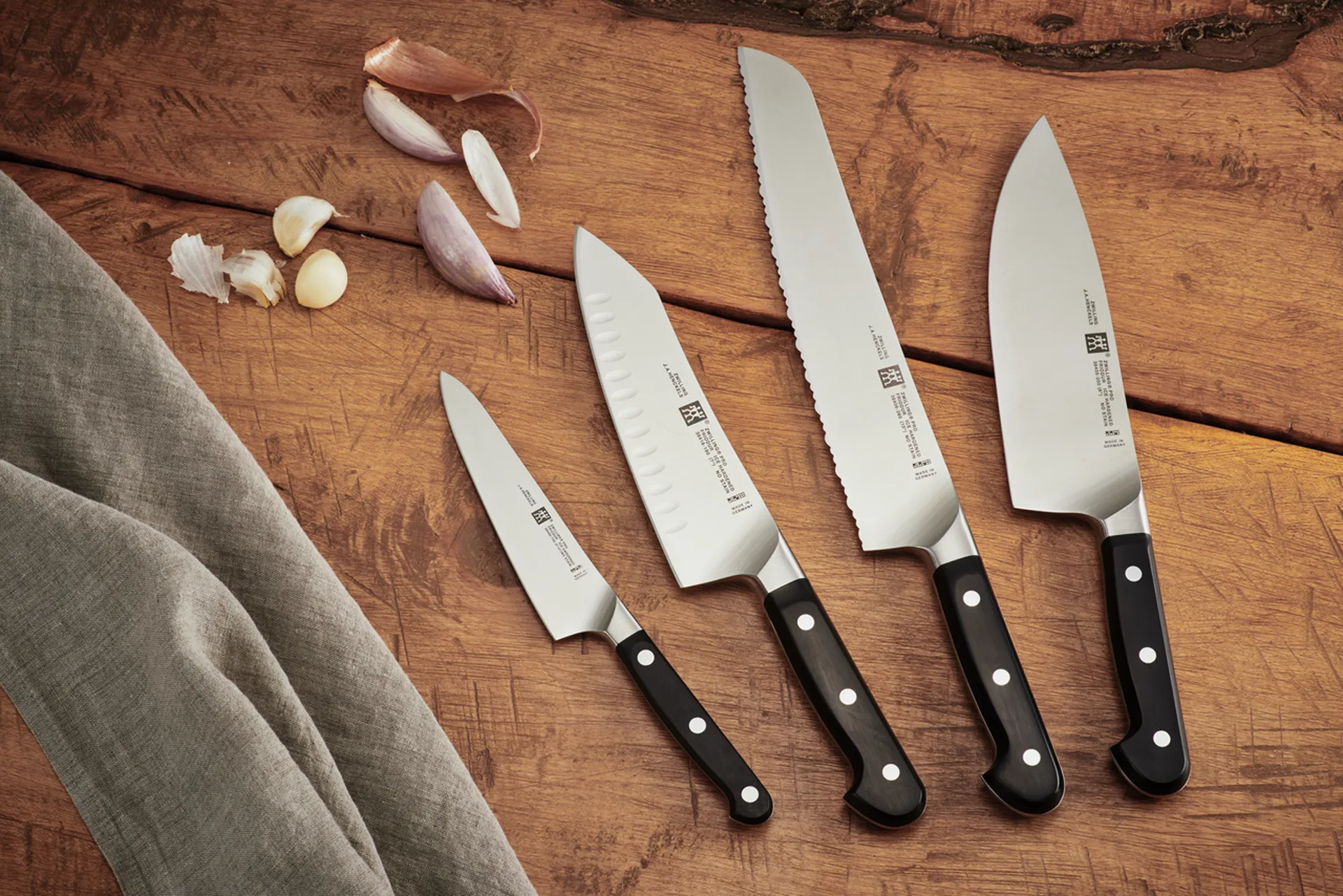 Coltello Rocking Santoku Zwilling Pro, 18 cm Zwilling