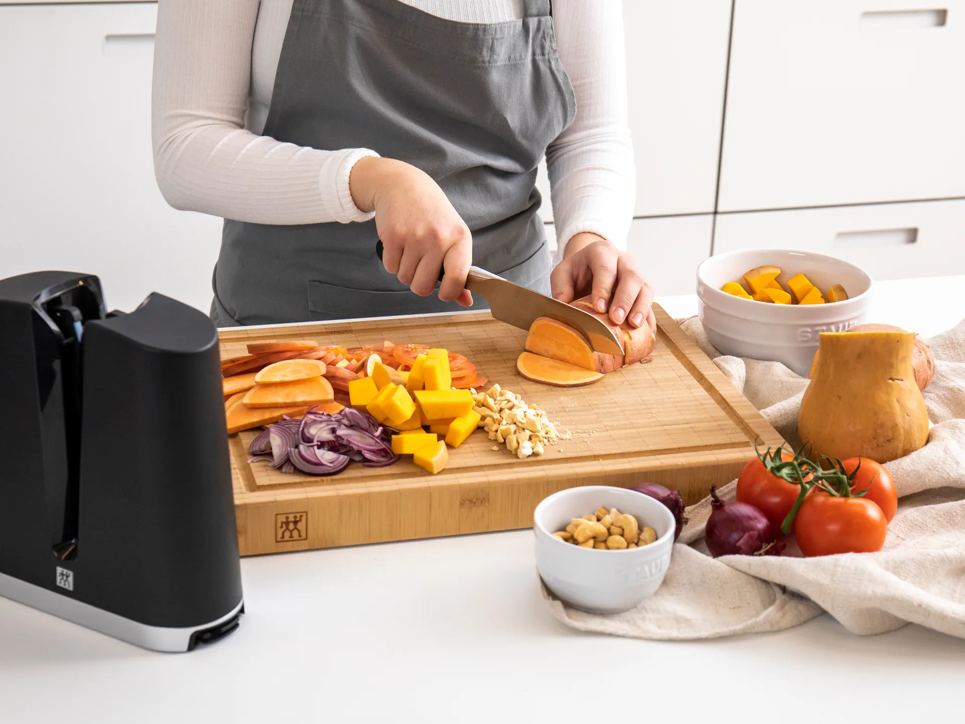 Coltello santoku 18 cm Zwilling Pro, Nero-acciaio inox Zwilling